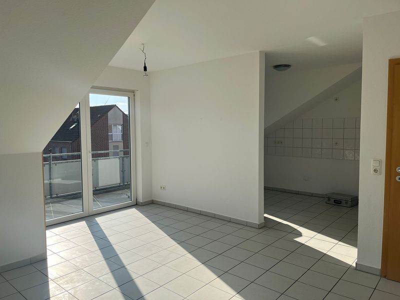 Helle 4,5-Zimmer-Wohnung mit Südbalkon